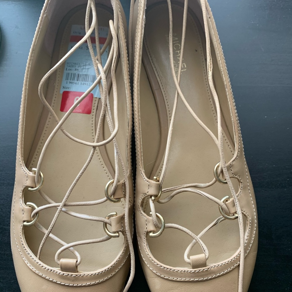 tie-up pointed flats